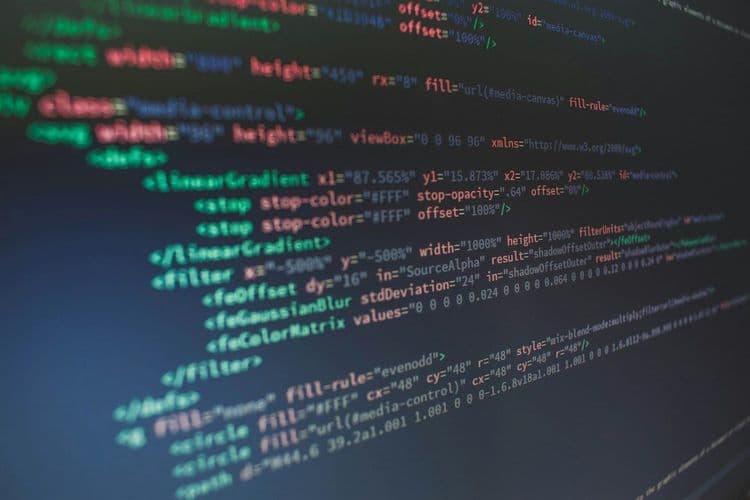 QA y Seguridad: Eje del Desarrollo de Software a Medida