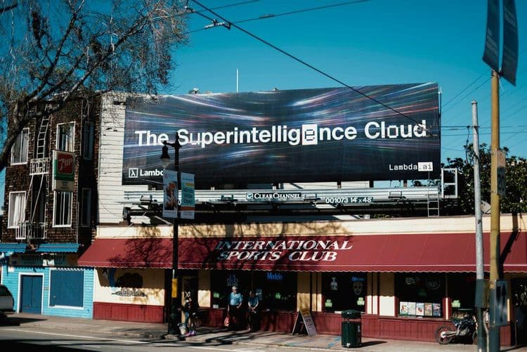 Arquitectura Cloud: Escalando Inteligencia Artificial para Negocios