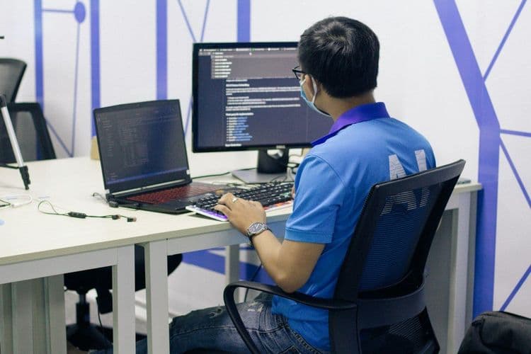 IA Empresarial: El Arquitecto de Soluciones AWS Esencial