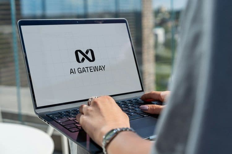 Estrategia de Servicios IT: Orquestando la Inteligencia Artificial